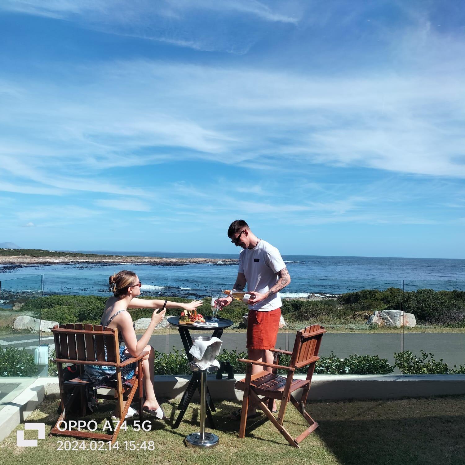 Schulphoek Seafront House Херманус Екстериор снимка A braai in Hermanus, South Africa