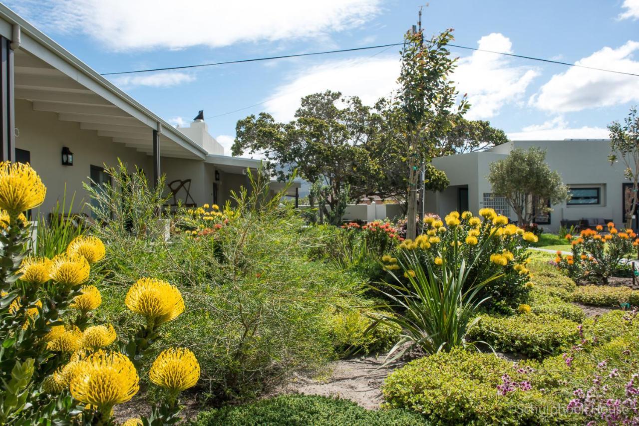 Schulphoek Seafront House Херманус Екстериор снимка The gardens at the National Centre for Palliative Care